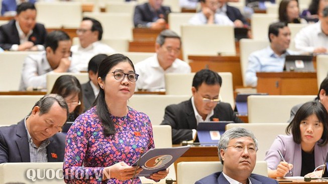 Cần có lộ trình với việc bỏ sổ hộ khẩu để chuyển sang quản lý cư trú bằng số định danh 